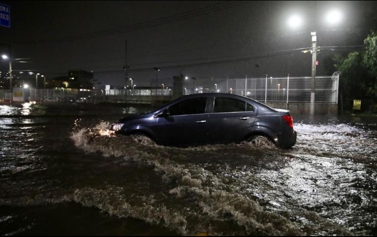 Guadalajara sufre con las lluvias. SUN/ ARCHIVO