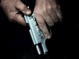 Un hombre asesinó en plena luz de día a una mujer en Tijuana, luego de que ella cayera rendida, el tomó su celular y huyó en una camioneta. EL INFORMADOR/ ARCHIVO.