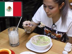 Una noche mexicana es enmarcada con platillos y bebidas típicos, entre los que destacan el pozole, el platillo más famoso para las fiestas patrias elaborado con maíz y carne de cerdo y cuyo origen es prehispánico. EL INFORMADOR / ARCHIVO