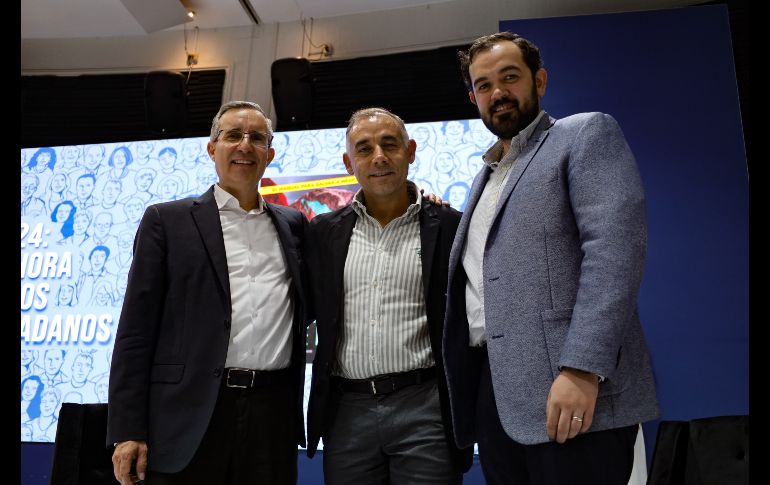 Guillermo Velasco, uno de los autores del libro, destacó la importancia de la clase media, principalmente porque consideró que son participativos en los distintos procesos de cambio en el país. EL INFORMADOR / A. Navarro