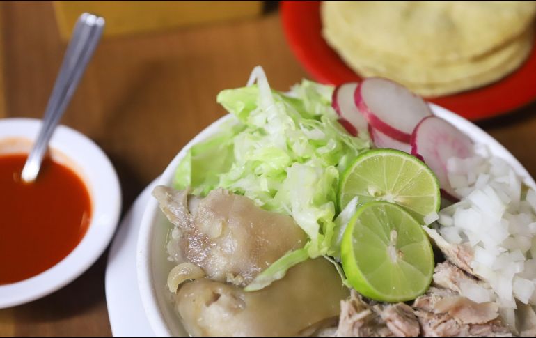 El precio de este tradicional platillo aumentará por el costo del limón. EL INFORMADOR / ARCHIVO