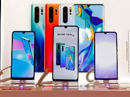 Pasar batería de un celular a otro es posible a través de la famosa carga inalámbrica inversa. EL INFORMADOR / ARCHIVO