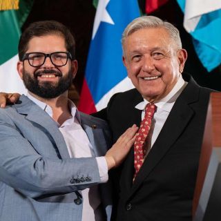 Inicia visita de López Obrador a Chile en medio de protestas 