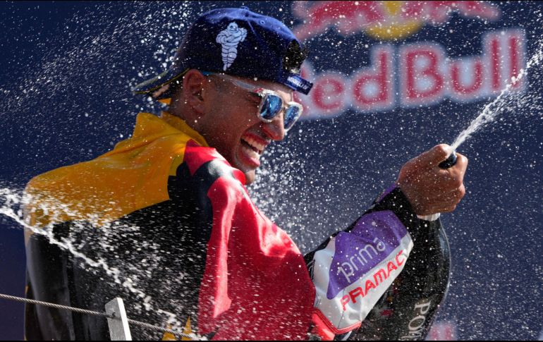 Jorge Martín hace doblete y recorta diferencias en el mundial. EFE