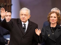 En su primera visita a Chile, López Obrador aseguró que Salvador Allende dejó muchas lecciones de humanismo, dignidad y democracia. EFE / A. Thomasa