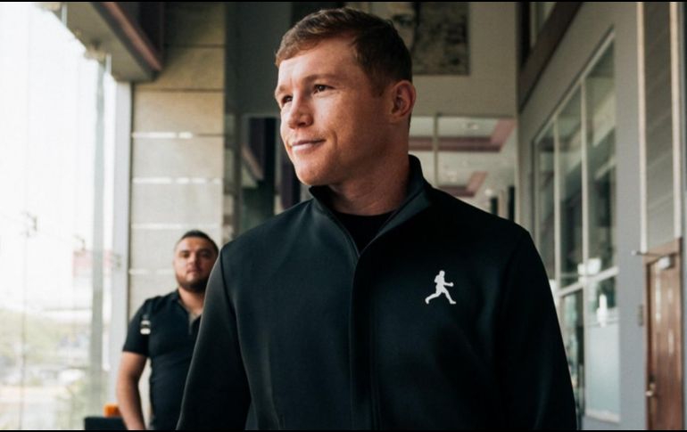 El boxeador tapatío se prepara para lo que será su próxima pelea. ESPECIAL/@canelo