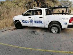 Una de las patrullas resultó con daños en la agresión del 2 de septiembre. ESPECIAL