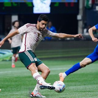 Raúl Jiménez se va contento con sus goles