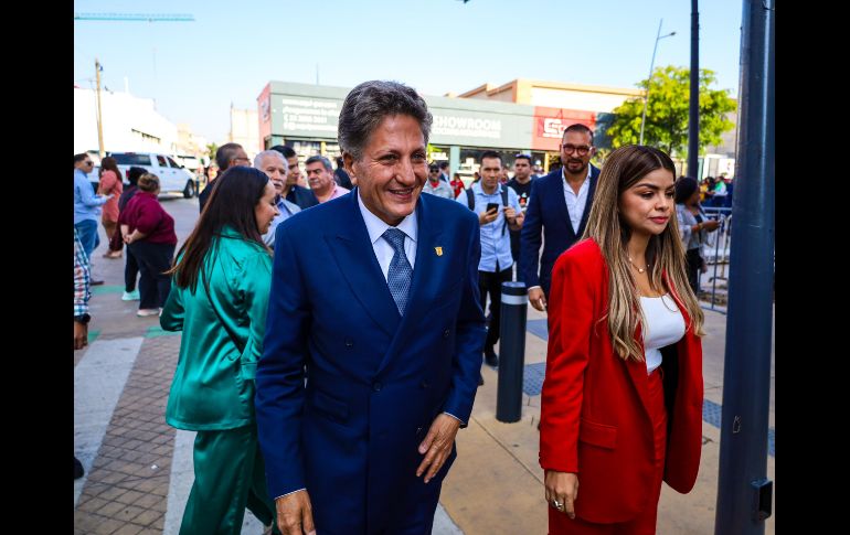 Frangie también acudió al informe de Pablo Lemus. EL INFORMADOR / A. Navarro