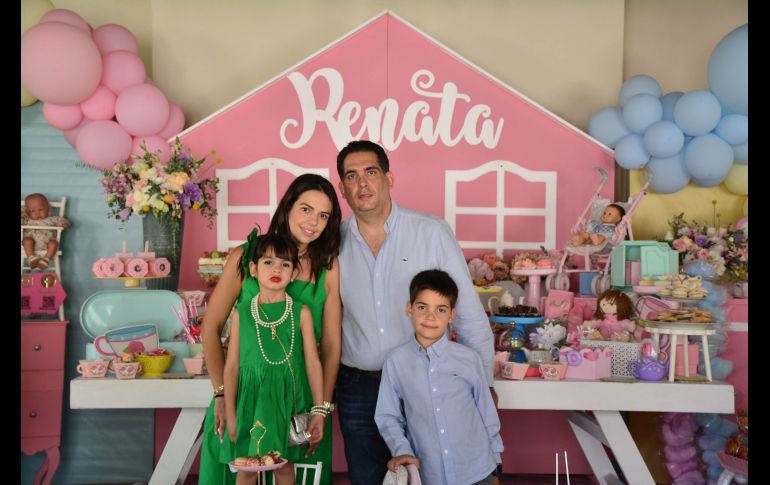 Regina Cordero, Jorge Salles, Renata Salles y Pablo Salles. GENTE BIEN JALISCO/ Marifer Rached