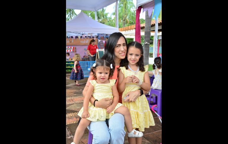 Ceci Preciado, Fátima Lomelín y Luciana Lomelín. GENTE BIEN JALISCO/ Marifer Rached