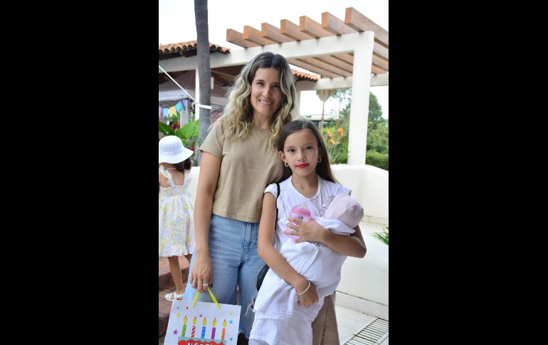 Carolina Ibarra y Valentina Gamboa. GENTE BIEN JALISCO/ Marifer Rached