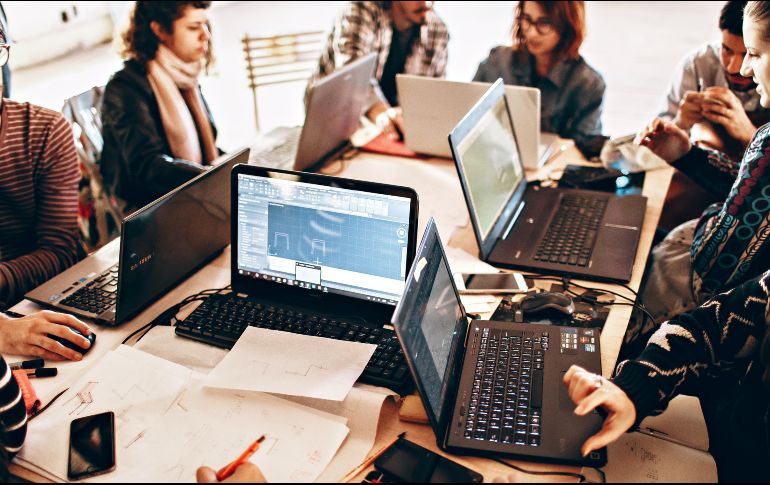 La nueva forma contra la jornada laboral. Unsplash Helena Lopes / @wildlittlethingsphoto