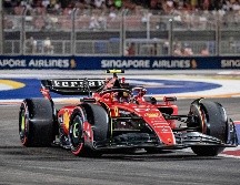 El Gran Premio de Singapur promete ser una batalla emocionante entre los equipos líderes de la Fórmula 1. EFE / T. White