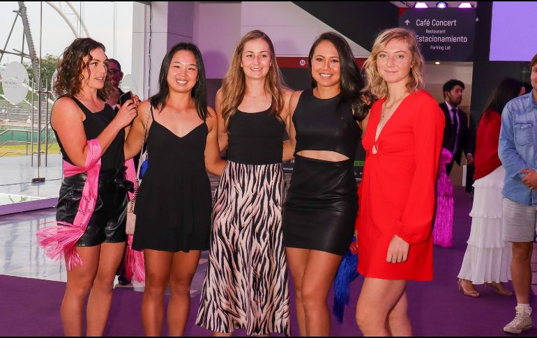 Glamur y elegancia en la Purple Carpet del Gdl Open Akron 2023. GENTE BIEN JALISCO/ Christian Pérez