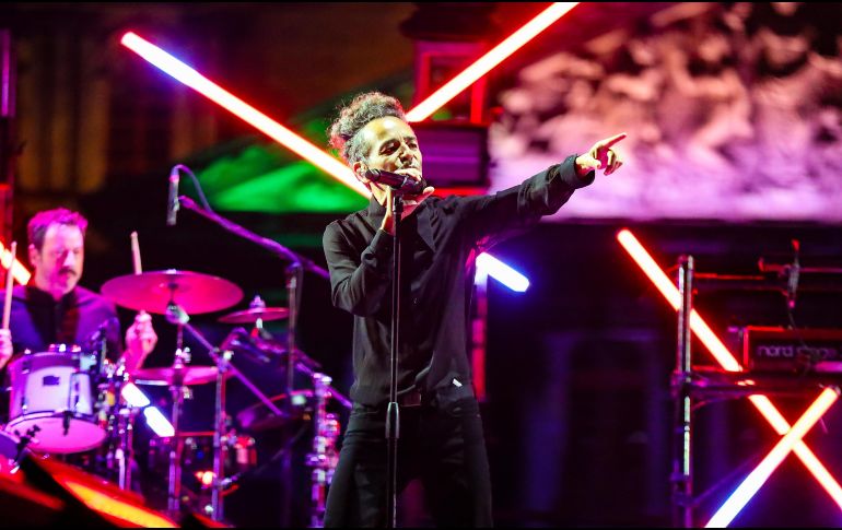 La emblemática agrupación deleitó a su público jalisciense con un repertorio de más de 15 melodías. EL INFORMADOR/ A. Navarro