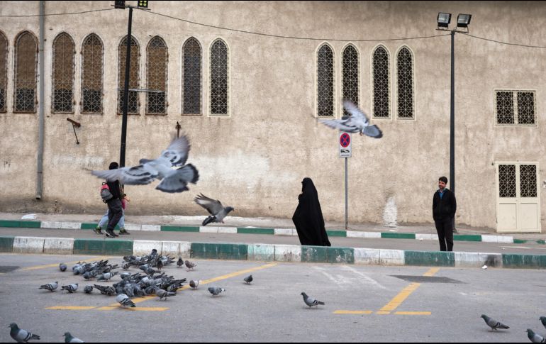 Esta mañana el padre de Mahsa Amini fue detenido durante unas horas para advertirle de que no conmemore el primer aniversario de la muerte de su hija, denunció IHR. EFE / J. León