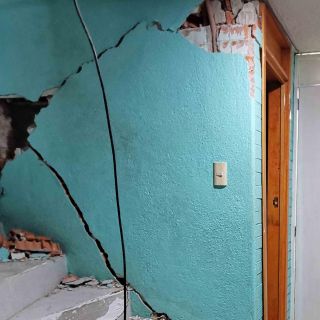 Infonavit apoya a acreditados con viviendas afectadas por desastres naturales