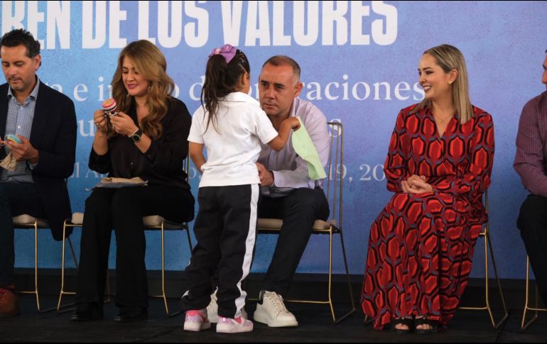 Destaca  Esquer (centro) la importancia del trabajo conjunto del gobierno y los empresarios para impulsar proyectos en favor de Jalisco. ESPECIAL