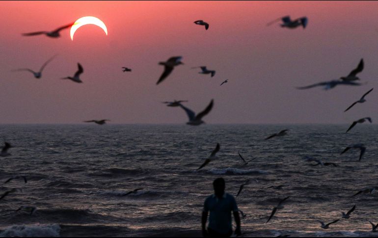 El eclipse solar anular será el próximo 14 de octubre y la mejor visibilidad la tendrán los estados de la Península de Yucatán. EL INFORMADOR/ ARCHIVO.