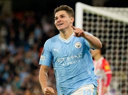 Julián Álvarez tuvo una actuación extraordinaria y fue elogiado por su técnico, Pep Guardiola, tras su doblete en el arranque de la Champions League. AP/D. Thompson