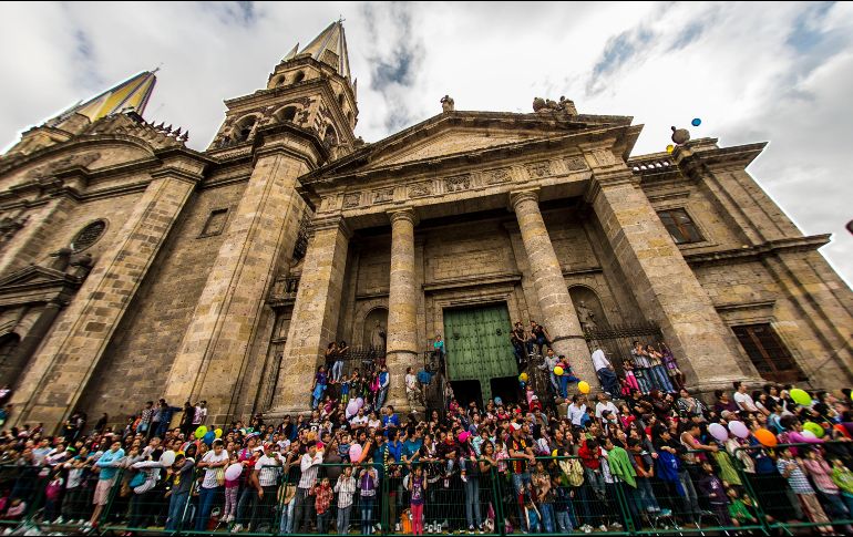 Lo que más llamó la atención entre todas las novedades sobre las Fiestas de Octubre 2023 es que se informó que este año no habrá desfile por dar lugar a otro evento. EL INFORMADOR / ARCHIVO