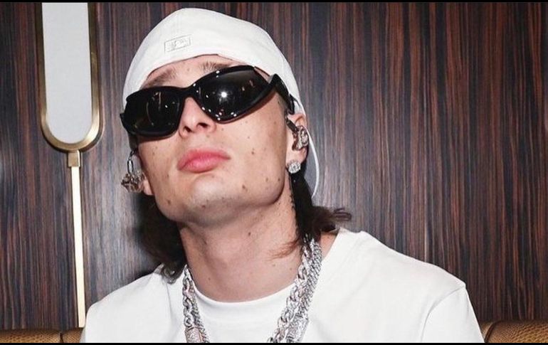 Peso Pluma es un cantante reconocido internacionalmente, pero también polémico. TWITTER/@ElPesoPluma