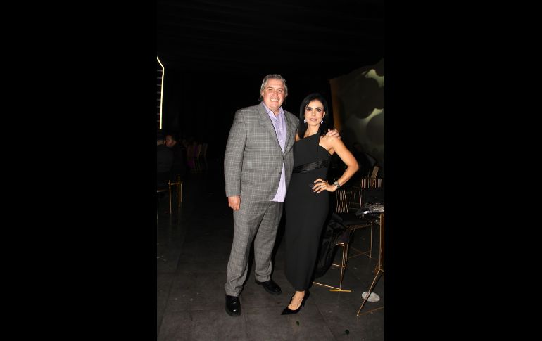 Juan Aguirre y Verónica de la Paz. GENTE BIEN JALISCO/ Esmeralda Escamilla
