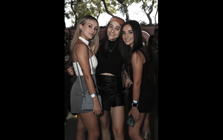 Jimena Cano, Arantxa Moncada y Valeria AdibCarolina Solís, Clarissa Valenzuela y María José Rodríguez