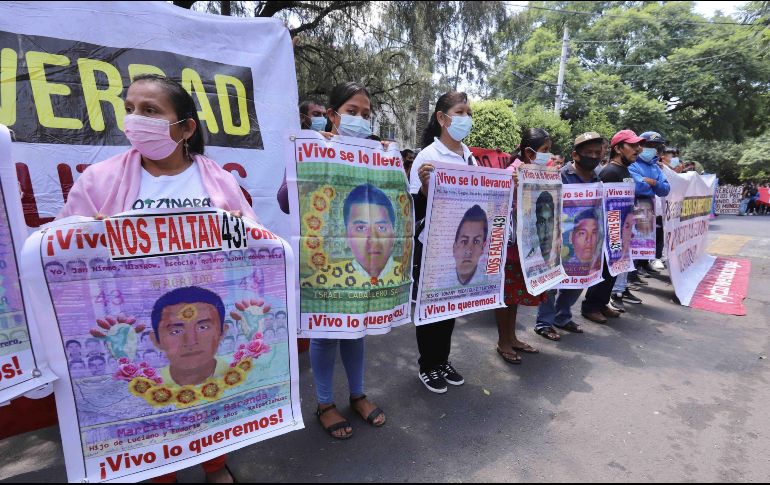 A López Obrador le preguntaron en la conferencia matutina si existe la posibilidad de que haya algún estudiante vivo. SUN / ARCHIVO