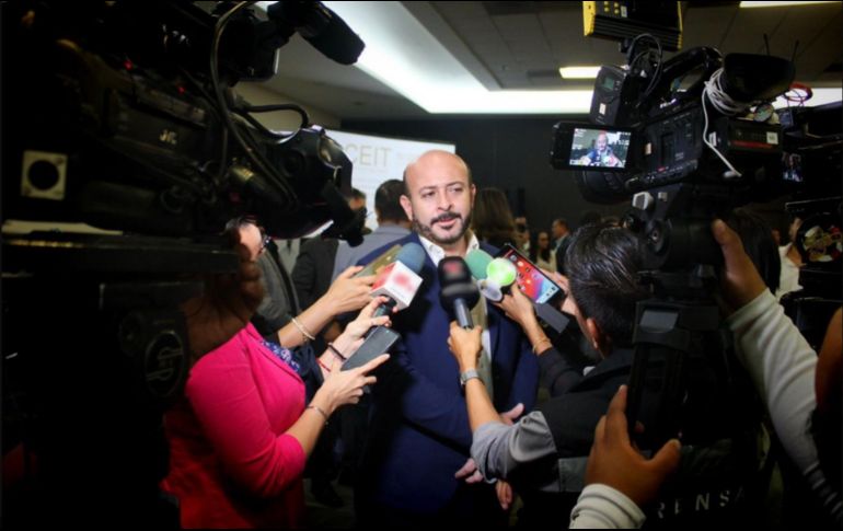 El titular de la dependencia puntualiza que no será una licencia porque la ausencia será por más de 60 días. TWITTER / @MarcoValerioGDL