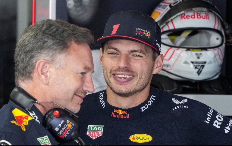 Christian Horner y Max Verstappen lucieron tranquilos por el desempeño del auto previo a la clasificación del el Gran Premio de Japón en el circuito de Suzuka EFE/F. Robichon