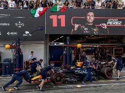 Checo Pérez no tuvo un buen día, pero Red Bull obtuvo el campeonato de constructores. EFE/T. Kitamura