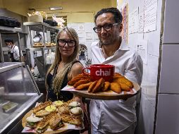 Mónica Escoto y Antonio Orozco, fundadores de Café Chai, celebran los primeros 20 años de vida de un restaurante consentido por los tapatíos. EL INFORMADOR/H. Figueroa