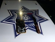 El detenido dijo llamarse Jaime Ulises “N”, de 25 años y fue llevado ante el Ministerio Público. ESPECIAL/Policía de Guadalajara