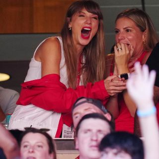 ¿Estrena novio? Captan a Taylor Swift en partido de los Chiefs