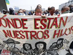 Los padres de los desaparecidos acusan al Presidente de encubrir al Ejército, que no ha entregado toda la información del caso, como denunció también en julio el GIEI. EFE / ARCHIVO