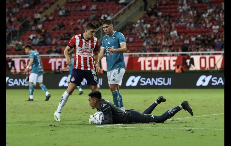 Ahora Chivas visitará a Toluca el fin de semana, y lo hará con la pésima estadística de haber perdido cuatro de sus últimos cinco partidos. EL INFORMADOR / H. Figueroa