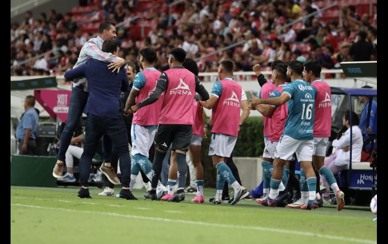 Ahora Chivas visitará a Toluca el fin de semana, y lo hará con la pésima estadística de haber perdido cuatro de sus últimos cinco partidos. EL INFORMADOR / H. Figueroa