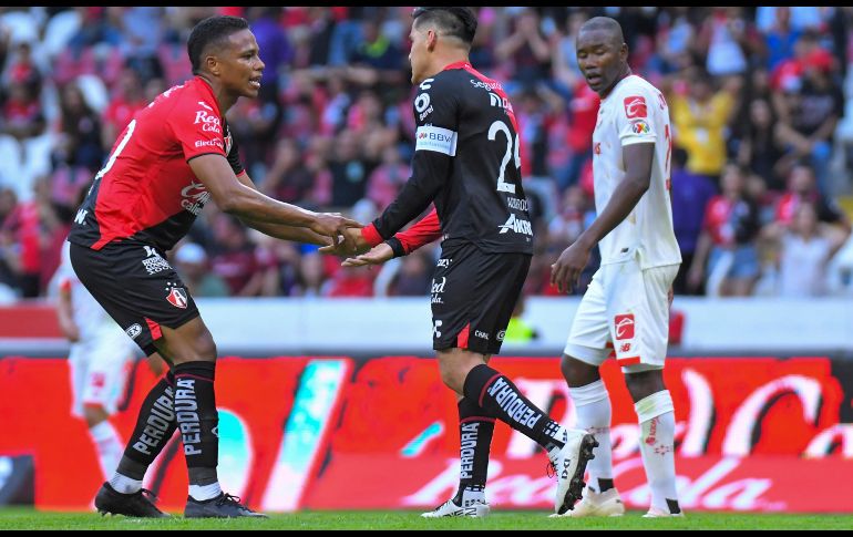 El capitán Aldo Rocha y el colombiano Juan Manuel Zapata acumulan cuatro tarjetas amarillas hasta el momento en el Apertura 2023. IMAGO7