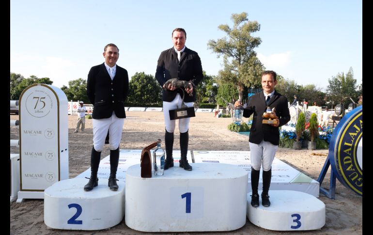 Manuel Senderos, Jordan Coyle y Agustín Covarrubias. GENTE BIEN JALISCO/ Claudio Jimeno