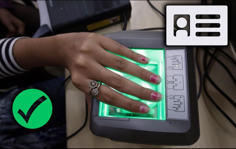 Ahora, la CURP debería tener tu nombre, apellidos, lugar y fecha de nacimiento, firma, huellas digitales y fotografía. EFE / ARCHIVO