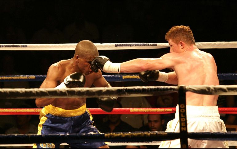 El pleito del Canelo Álvarez contra Euri González tuvo lugar hace casi 15 años, ya que Canelo se midió al dominicano en febrero de 2009 dentro de la categoría de los pesos welter. EL INFORMADOR / ARCHIVO