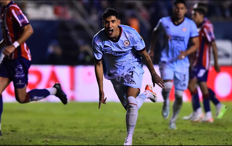 Uriel Antuna y Carlos Rodolfo Rotondi hicieron los goles del Cruz Azul. IMAGO7/T. Hidalgo