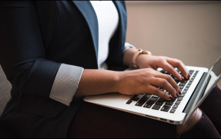 El IMCO declaró que las empresas tienen el potencial de ser agentes de cambio para sumar a más mujeres en puestos de mayor jerarquía. ESPECIAL / Unsplash