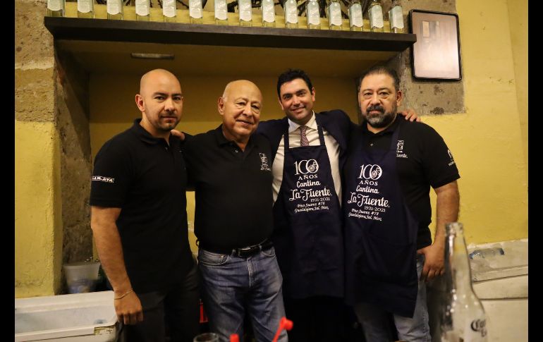 El convivio fue ameno, ya que todas las personas que integran EL INFORMADOR se hicieron presentes para celebrar un nuevo aniversario del diario que ha documentado múltiples hechos de trascendencia de Jalisco. EL INFOMADOR / A. Navarro