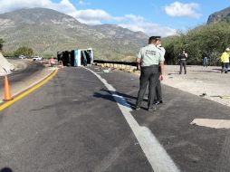 Migrantes pagan miles de dólares a traficantes para que los crucen clandestinamente a Estados Unidos, enfrentándose al alto riesgo de perder la vida. TWITTER / Coordinación Estatal de Protección Civil de Oaxaca @CEPCyGR_GobOax