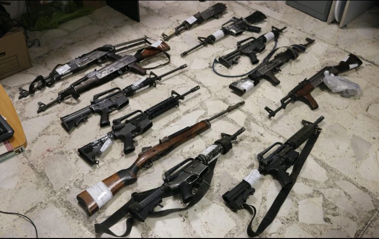 En la intervención fueron confiscadas 104 armas y 28 kilos de droga sintética. NOTIMEX/ Archivo