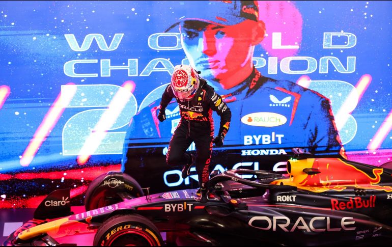 Verstappen correrá los Grandes Premios de Estados Unidos, Ciudad de México, Brasil, Las Vegas y Abu Dabi como flamante campeón de la F1. EFE / A. Haider
