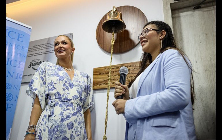 Paris realizó esta visita exprés a través de la firma Nice, la cual también tiene una fundación.